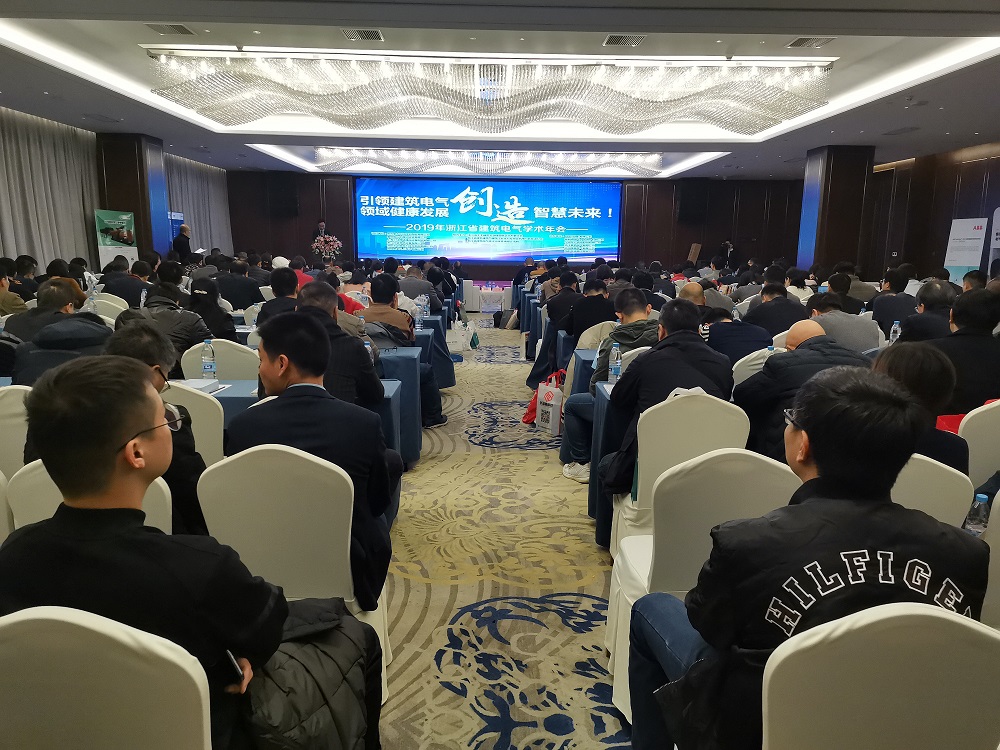 47Gs9v2aTZ6C_t150HarFA.jpg